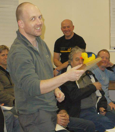 agm_1